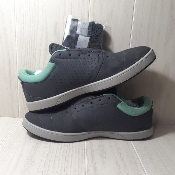 Nike SB Dunk Low Rare Colorway Of Charcoal Grey And Mint Green Mens Size 11 - Picture 2 of 8